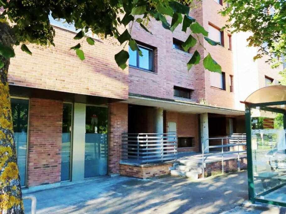 Precioso Atico Con Bonitas Vistas A La Pena Oroel Apartment Jaca Bagian luar foto